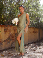 Seraphina Satin One-Shoulder Maxikleid mit Schlitz