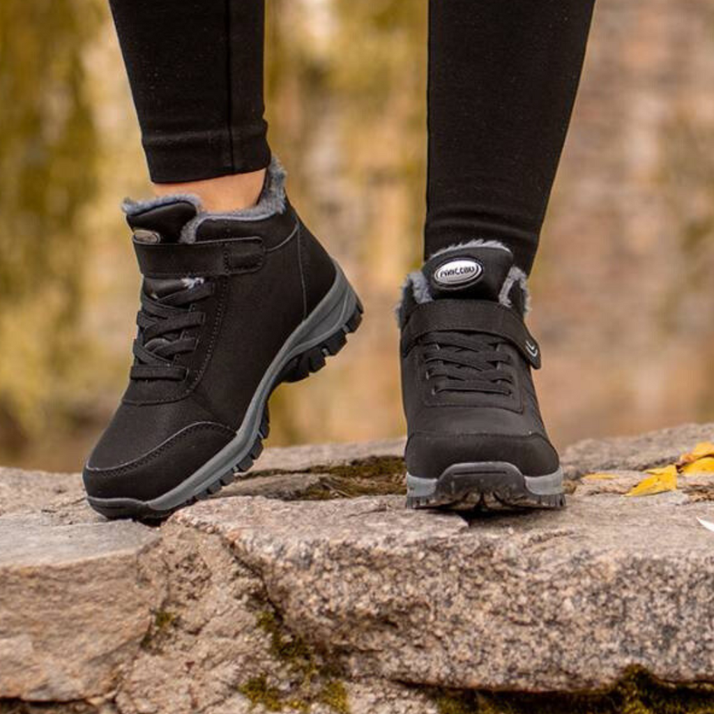 CozyBoots™ | The perfect blend of ergonomics and warmth!.