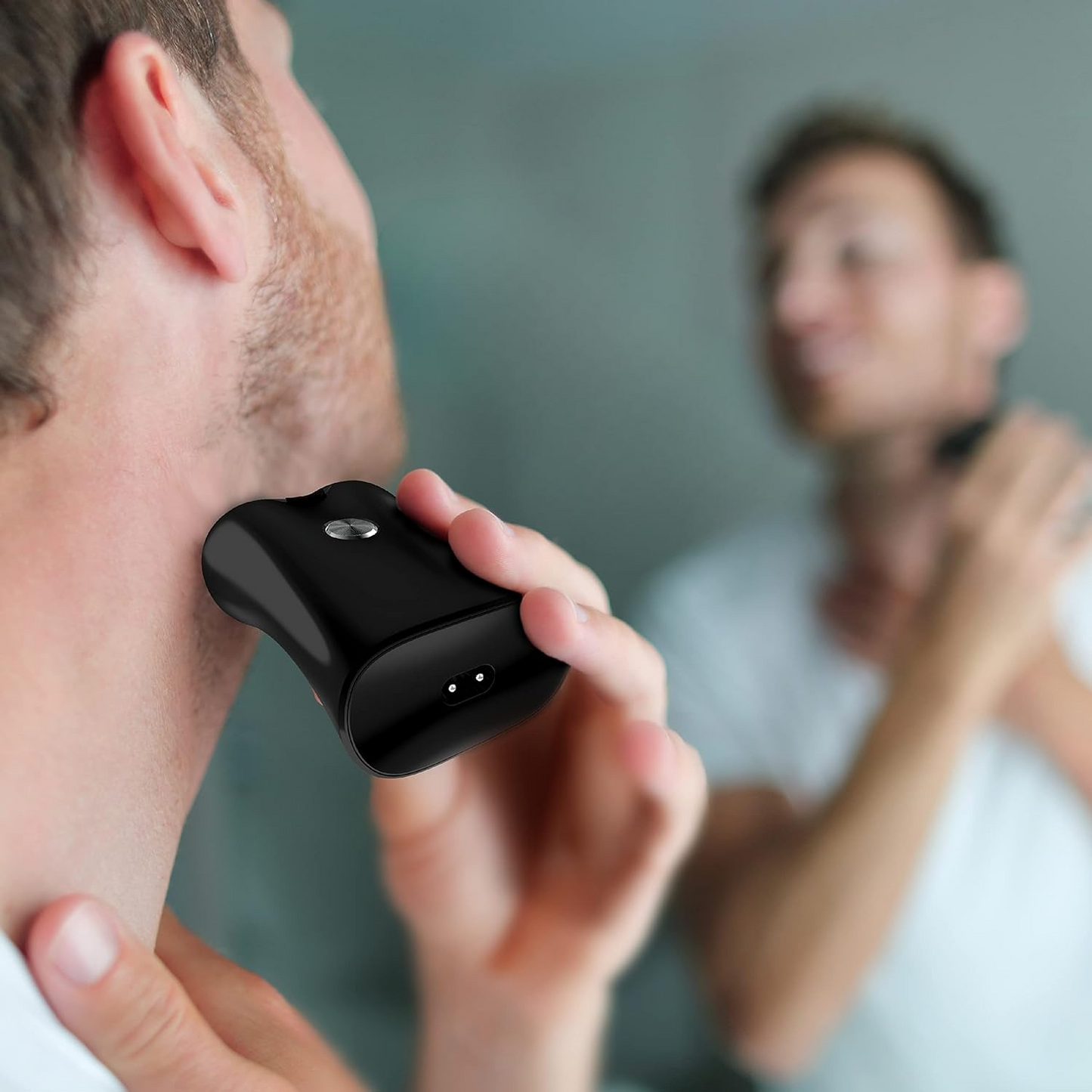 Mini Portable Electric Shaver™