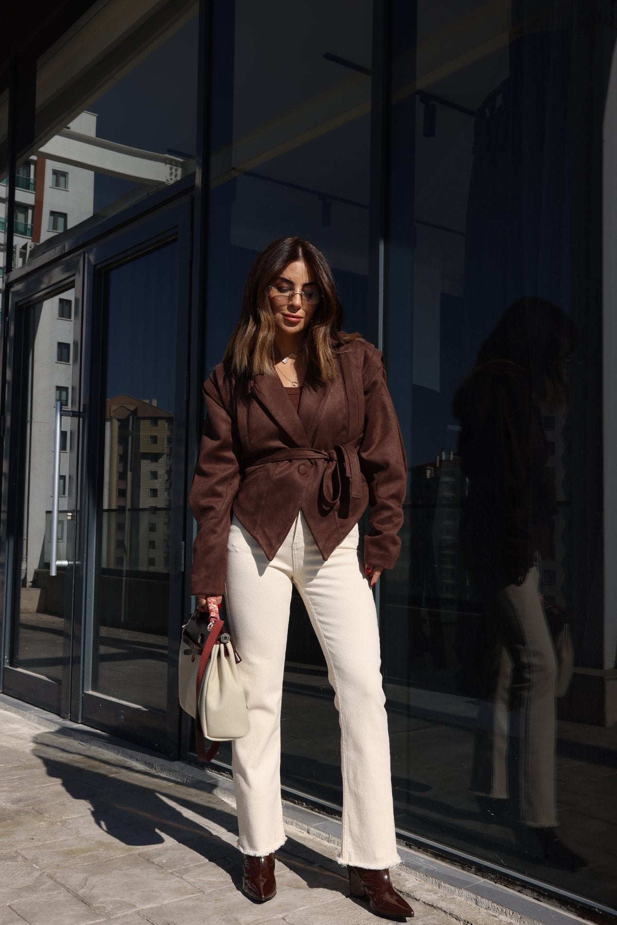 Veloria Vegan Suede Jas | Dames herfstjas met schouderdetails & ceintuur